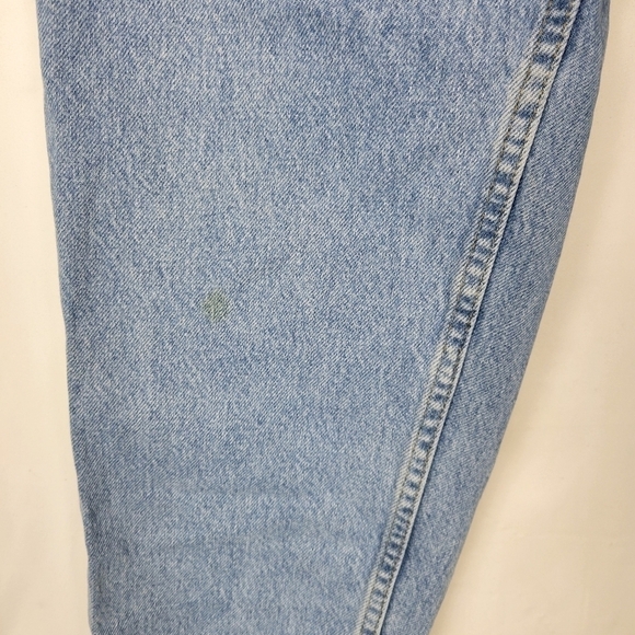 Vintage Lee Medium Wash High Rise Mom Jeans - Picture 7 of 10